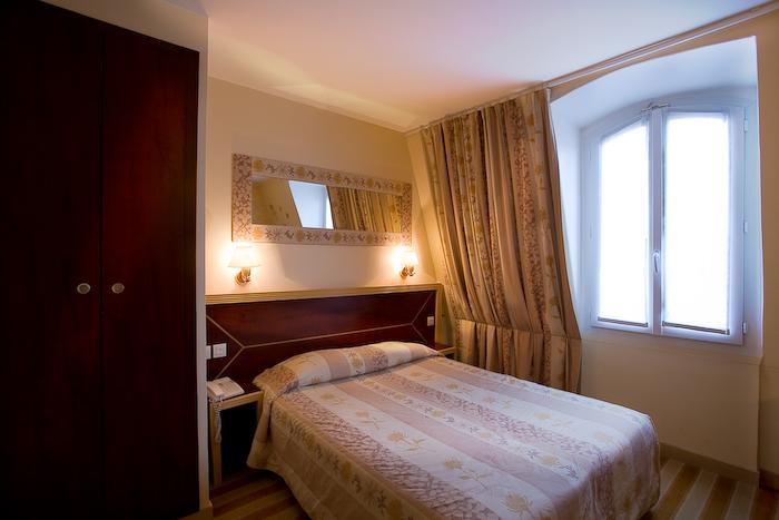 Le Relais Du Marais Hotel Paris Room photo